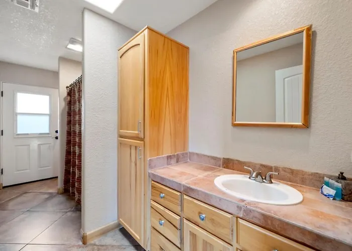 3 Bdrm Next To Trails With Hot Tub Sedona