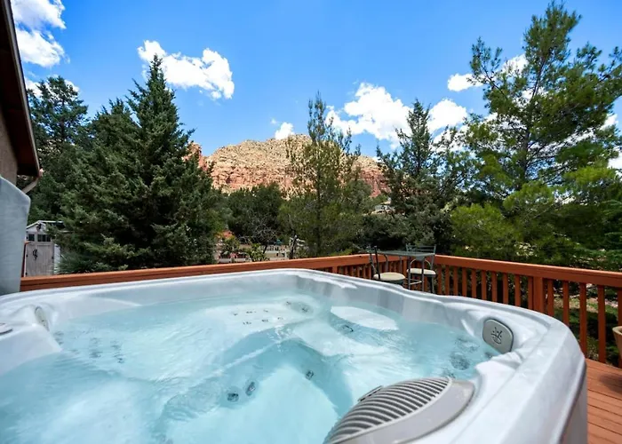 3 Bdrm Next To Trails With Hot Tub *