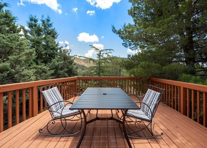 Holiday home 3 Bdrm Next To Trails With Hot Tub *
