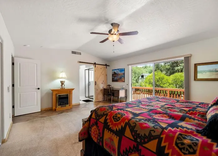 3 Bdrm Next To Trails With Hot Tub Holiday home Sedona